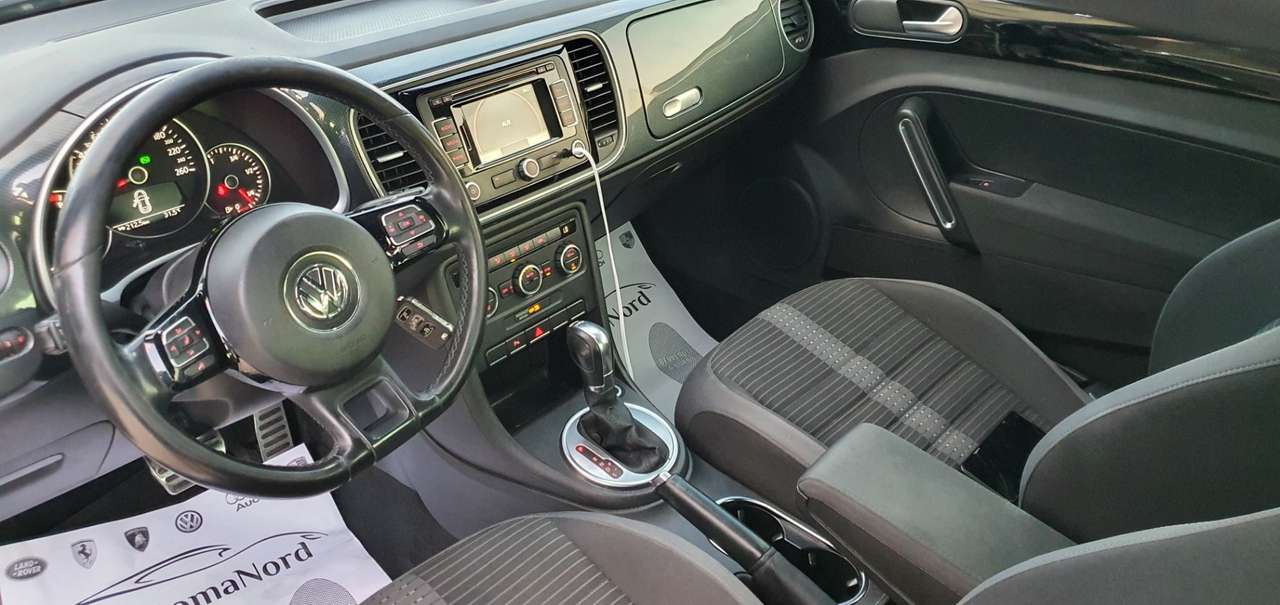 Volkswagen Maggiolino 2.0 TSI DSG Sport